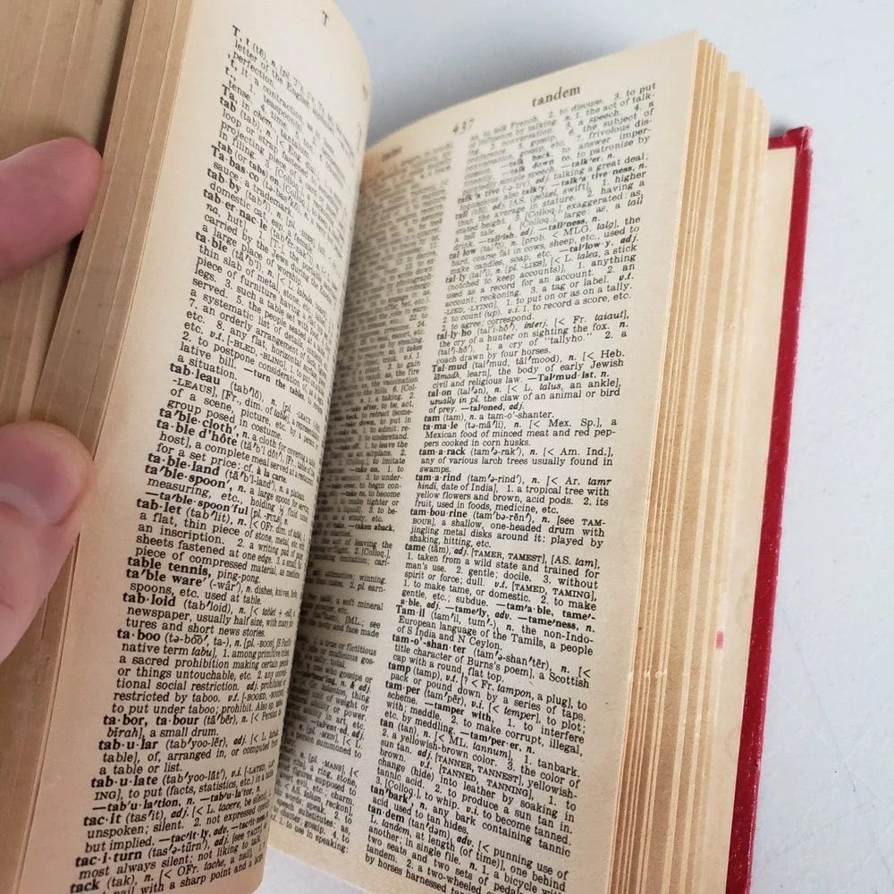 Webster's New World Dictionary 1974 Compact School and Office Edition Red HC
